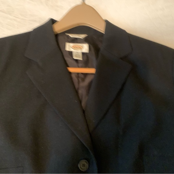 Black Talbot’s Women’s Blazer - Picture 5 of 7